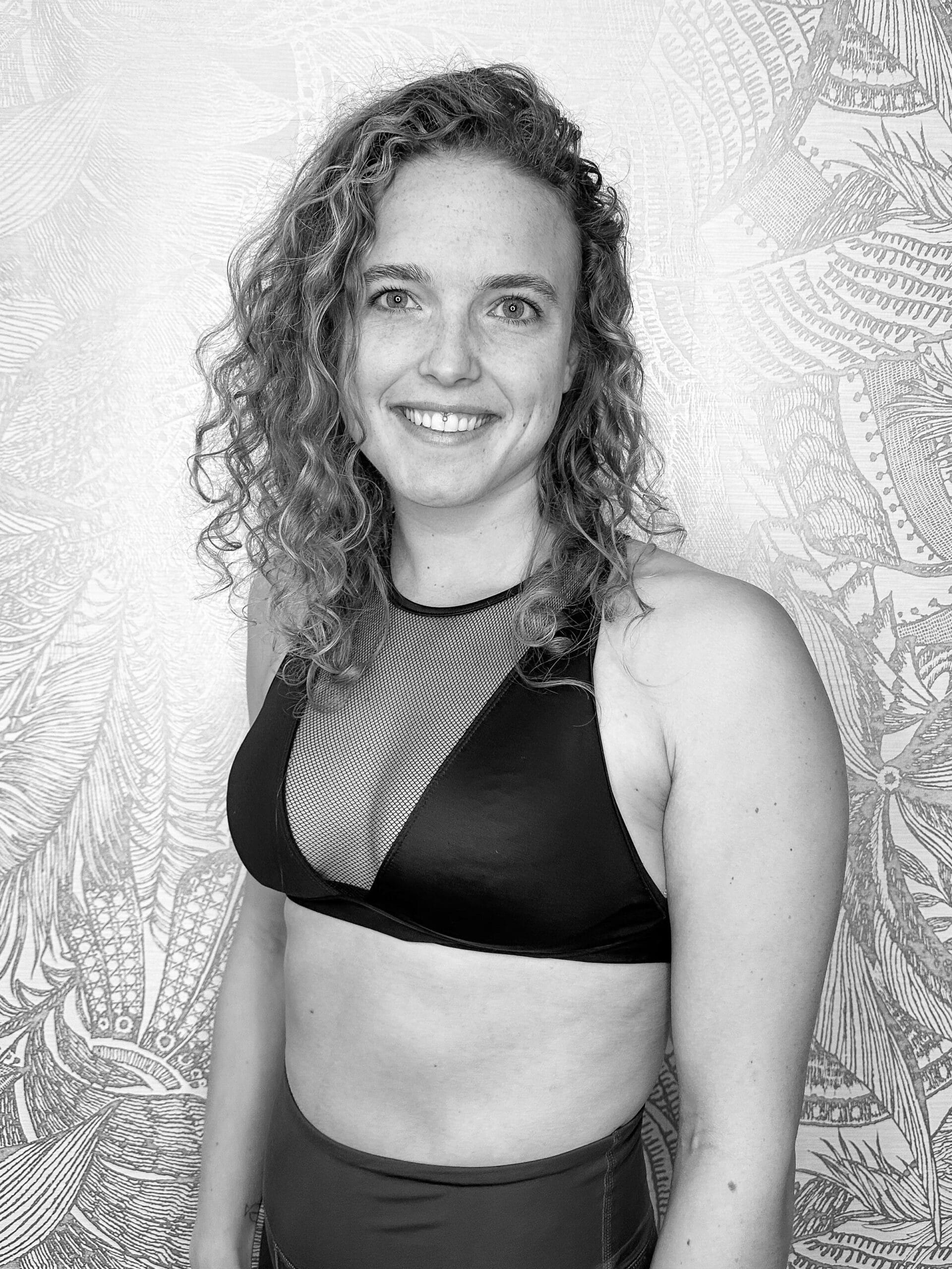 Pole Dance Trainerin Gravity Arts Nastasja