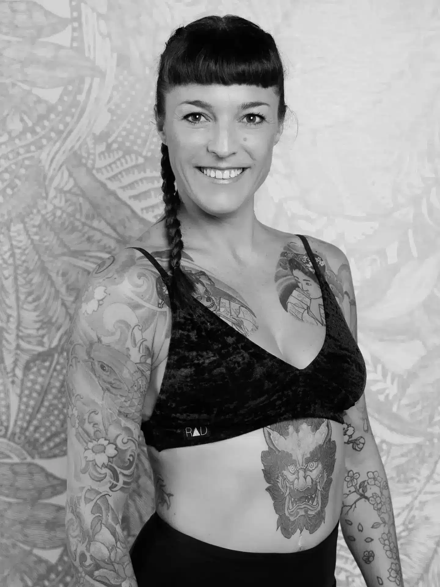 Pole Dance Trainerin Gravity Arts Sheila